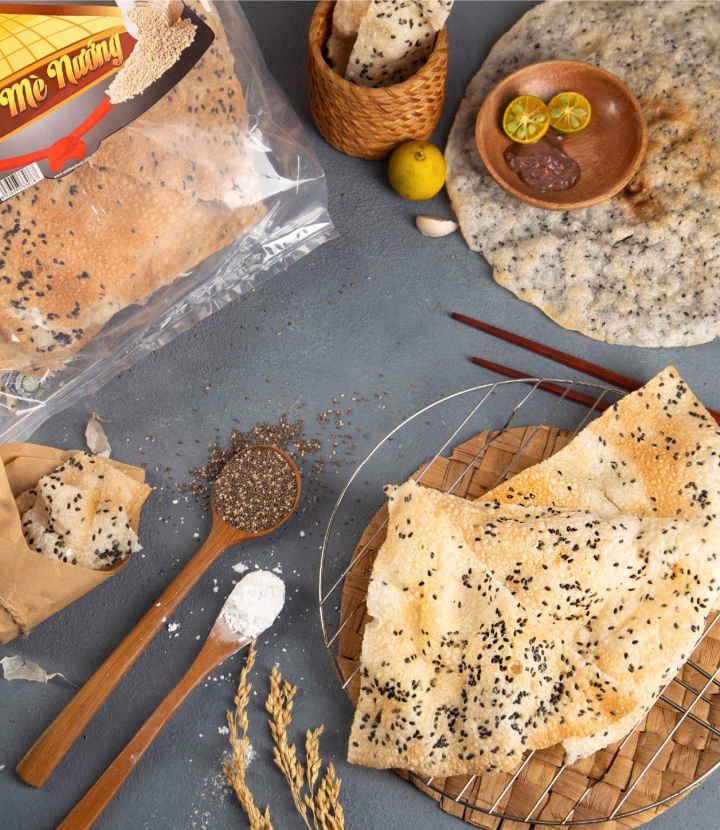 Bánh Tráng Mè Nướng (Sesame Rice Cracker)